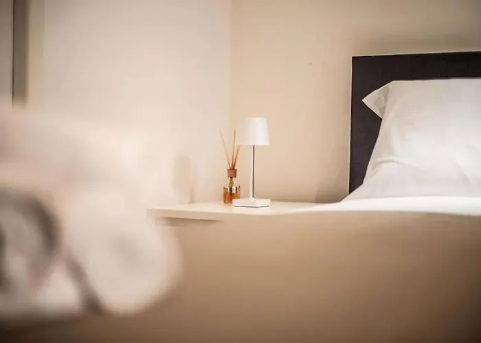 Lägenhet Duomo Flat Neapel