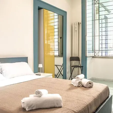 Duomo Flat アパート *